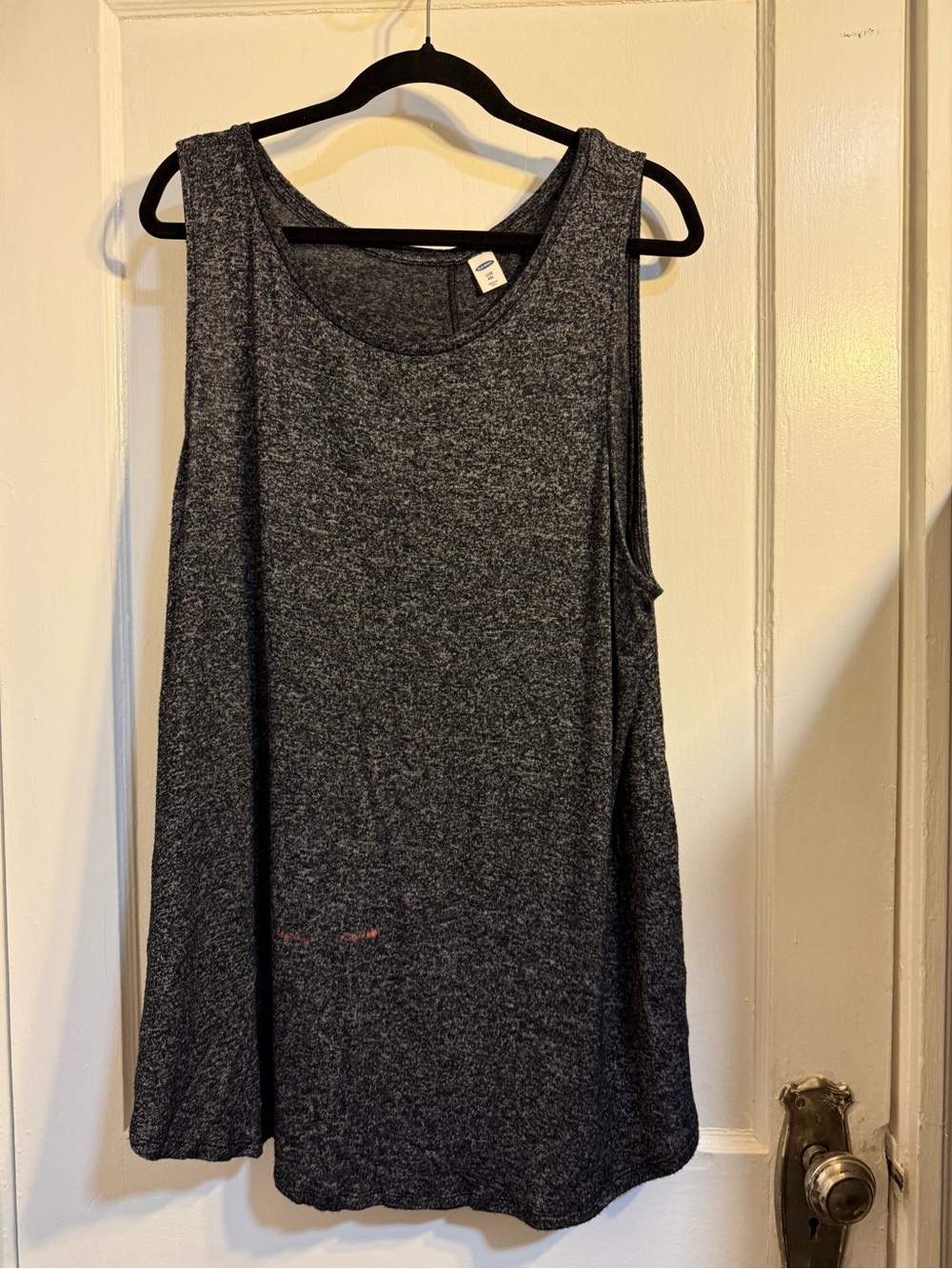 Old Navy Charcoal Heathered Tank Top - Women